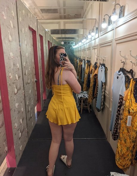 rousse au gros cul onlyfans pornographique sympa photos