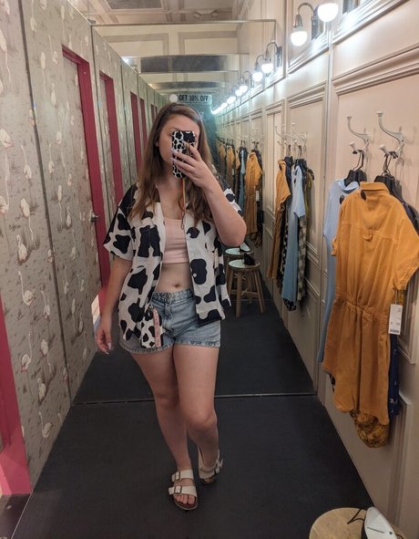 Eightbitbailey actrice artistique galeries