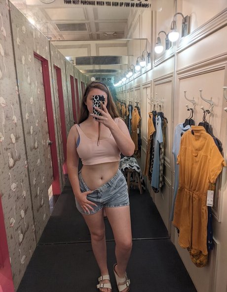 Eightbitbailey modèle nu image