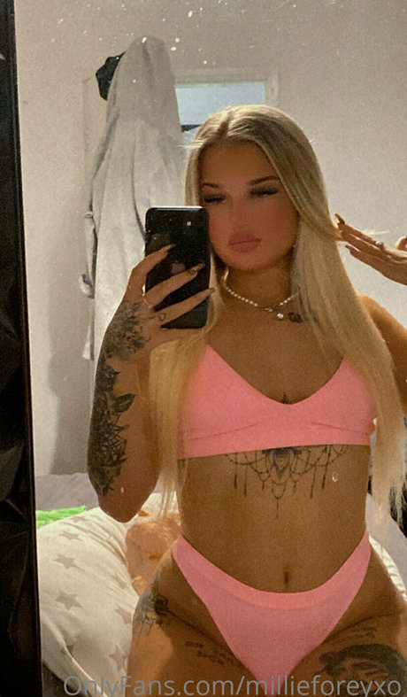 bikini fitness uniquementfans sexy érotique photo