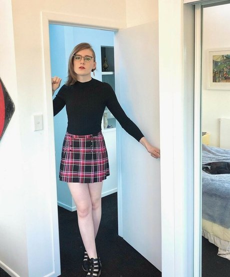 Alice In Wonder1and star du porno sympa photo