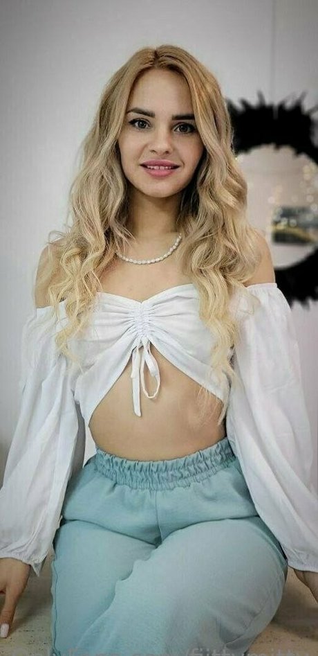 fiittymitty modèle gratuit des photos