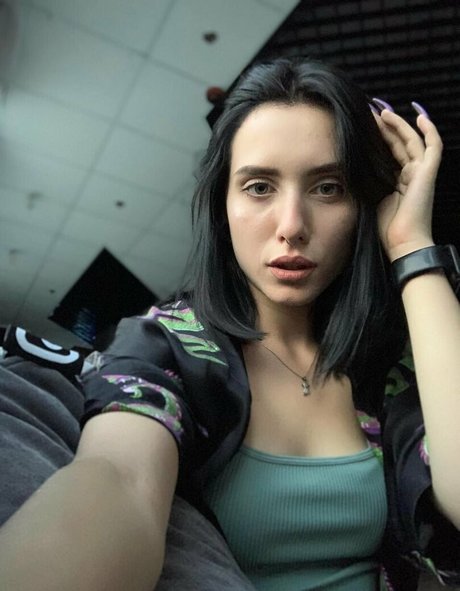 lilu666m modèle joli archive