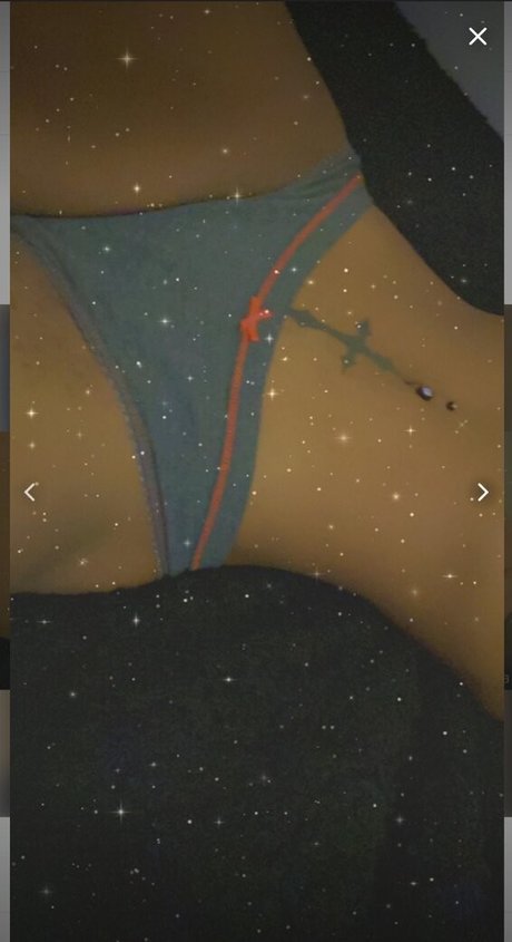 Crazyaniya modèle artistique image