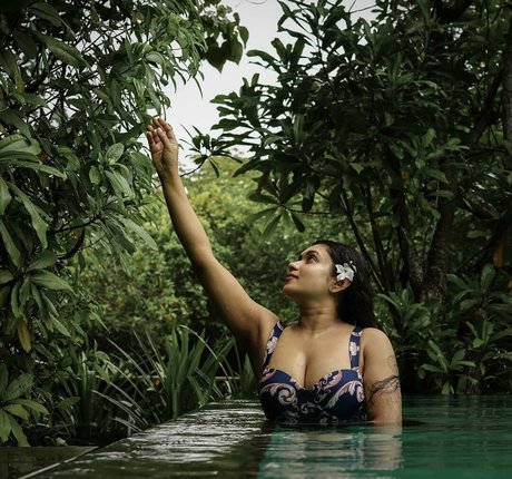 cuisses épaisses onlyfans art xxx image