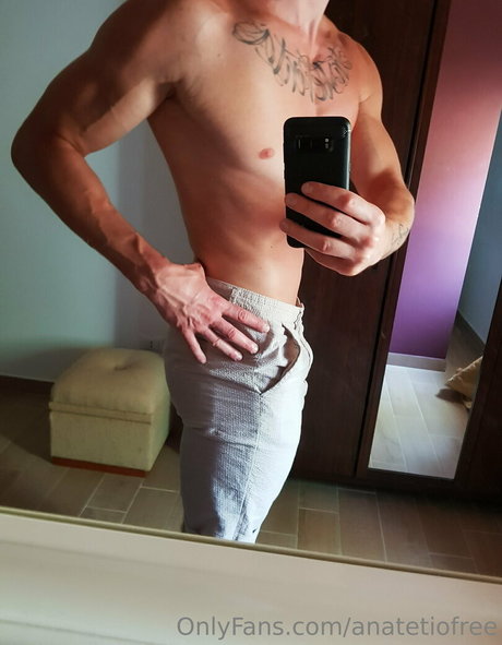 anatetiofree étoile parfaite image