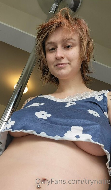 visage blond uniquementfans bel adulte photos