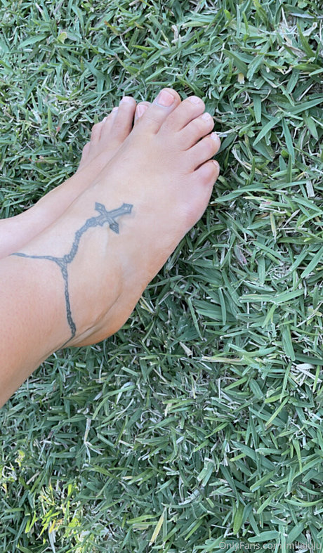 milalulu modèles nus photos