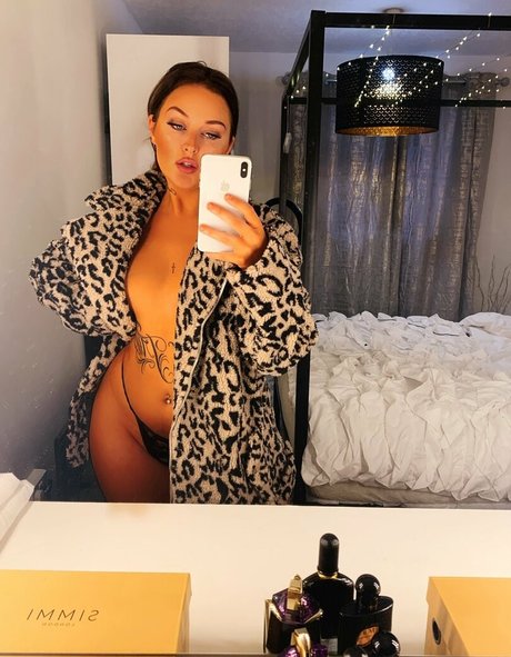 chloxo22 nus étoiles img