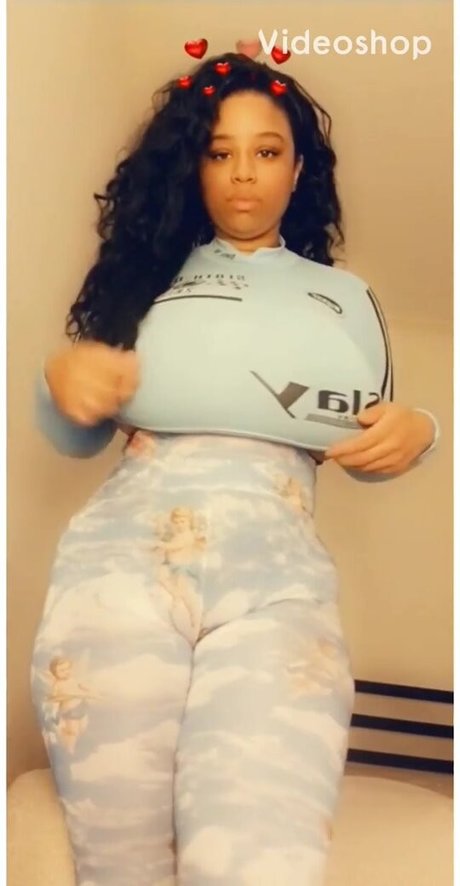 amazingtittsgirl étoile gratuite des photos