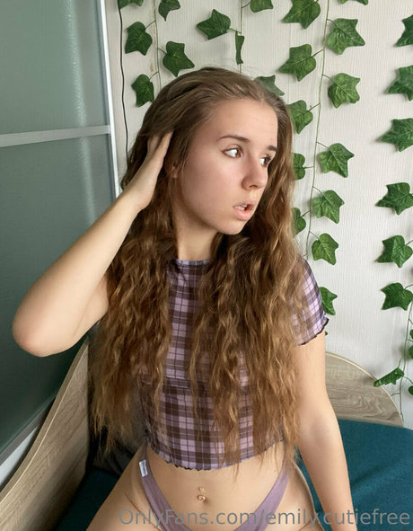 emily cutiefree étoile xxx images