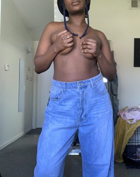 nillalena jolie star du porno photo