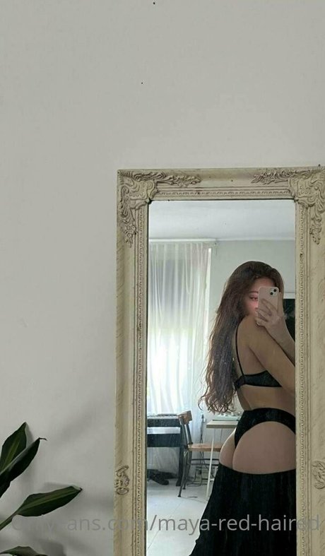 maya red haired modèle xxx image