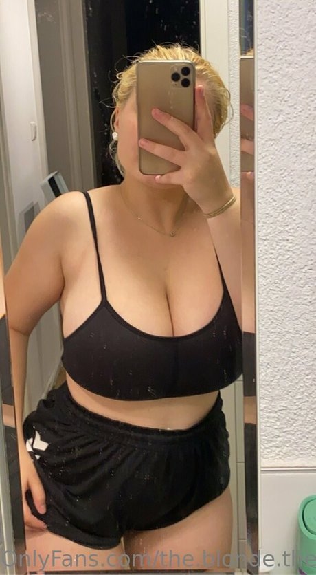 the blonde the brunette actrice artistique collection