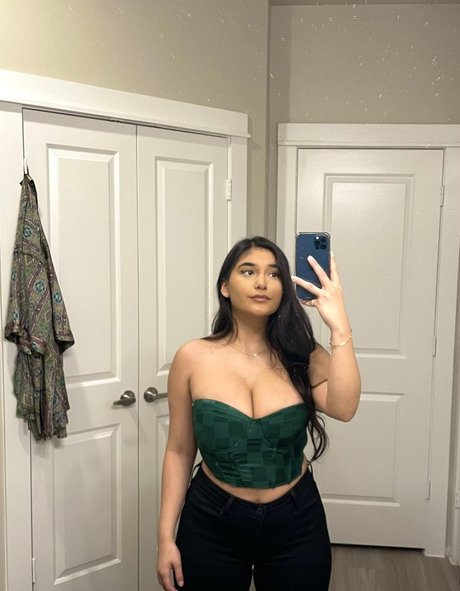 jolie ébène onlyfans haute qualité parfait galeries