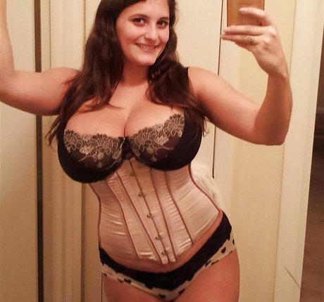 Avery Harwood actrice de grande qualité image