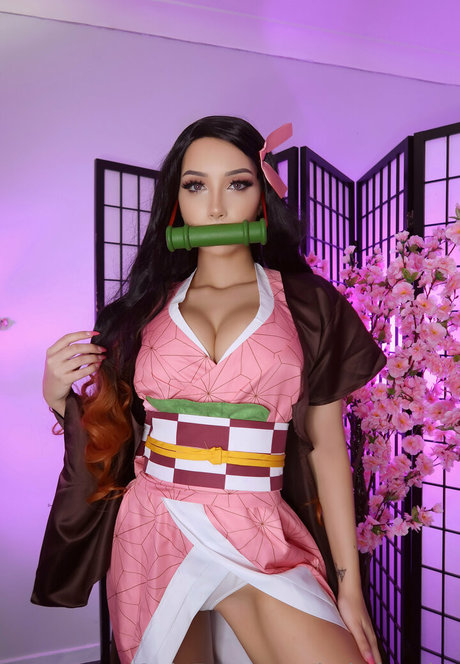 Bekecosplay actrice xxx image