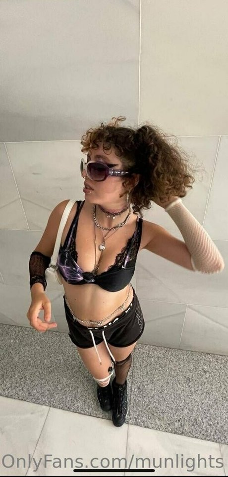 munlights star du porno adulte photo