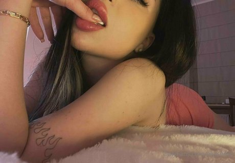 alyishere xxx étoile archive