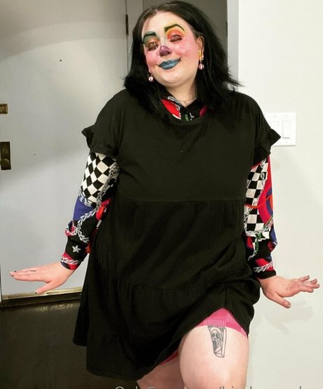 bimbosunday modèle nu collection