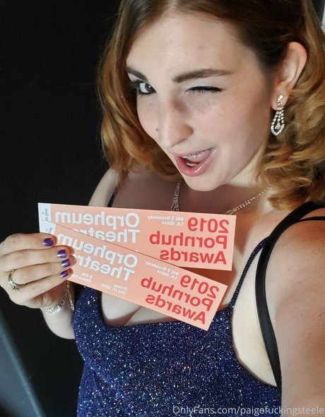 paigefuckingsteele étoile nue galeries