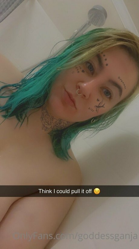 goddessganja modèle magnifique des photos