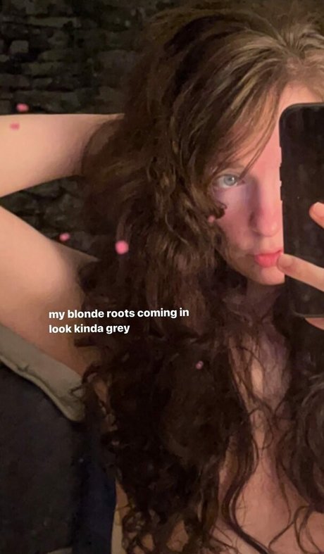 Bitsy Hanas modèle de sexe galerie