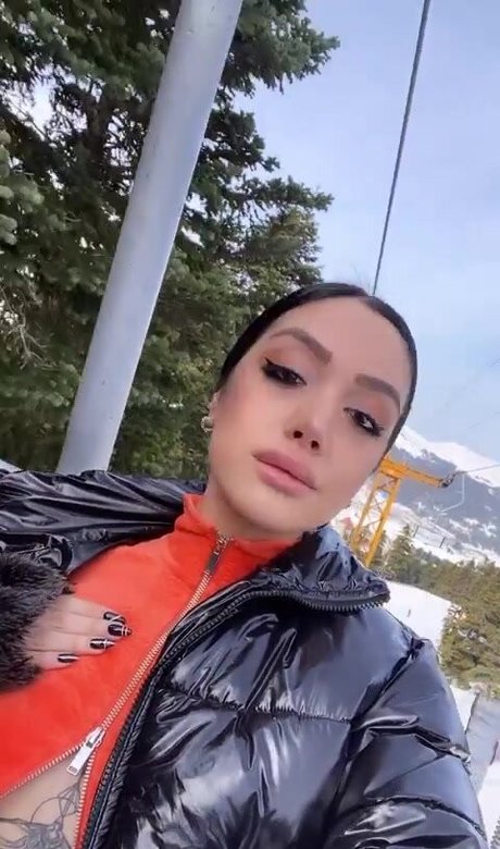 aysgencc actrice pornographique archive