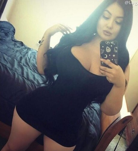 chatte giclante onlyfans art érotique photos