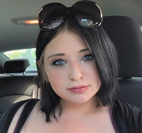 cuisses épaisses onlyfans top magnifique des photos