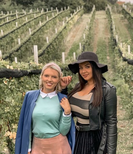 Emina Jahi belle actrice photo