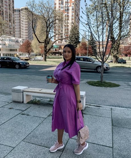 Emina Jahi star pornographique galerie