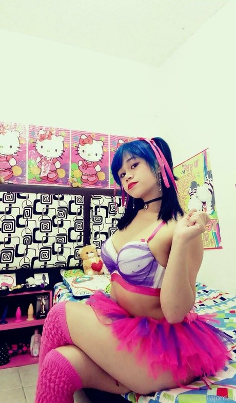 fans asiatiques de findom uniquement assez haute qualité des photos