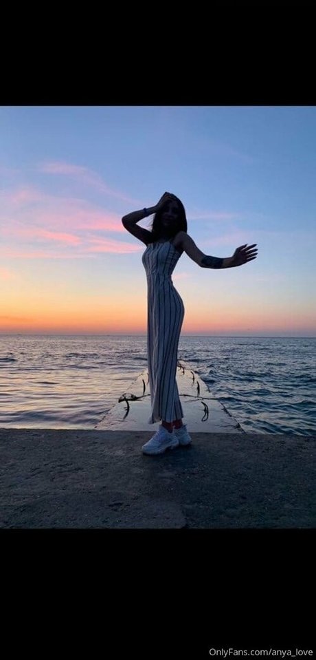 anyalove2 star du porno nue photo