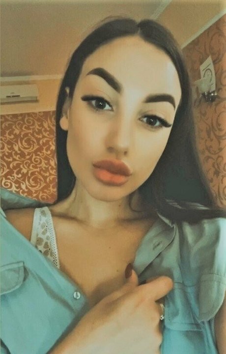 anyalove2 star du porno nue des photos